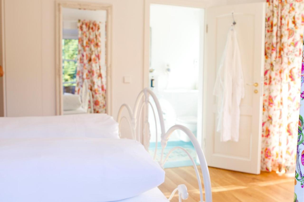 Landhaus Marinella Hotel Garni Bad Wiessee Room photo